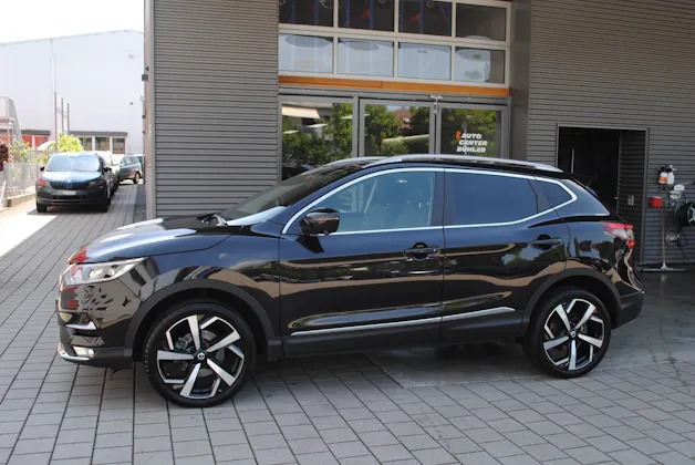 Nissan Qashqai 1.6 DIG-T tekna +