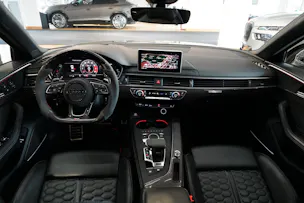 Audi RS4 Avant 2.9 TFSI quattro tiptronic APR Carbon Air Intake