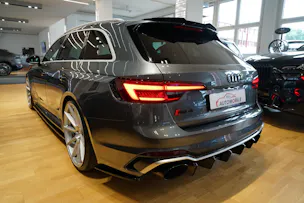 Audi RS4 Avant 2.9 TFSI quattro tiptronic APR Carbon Air Intake
