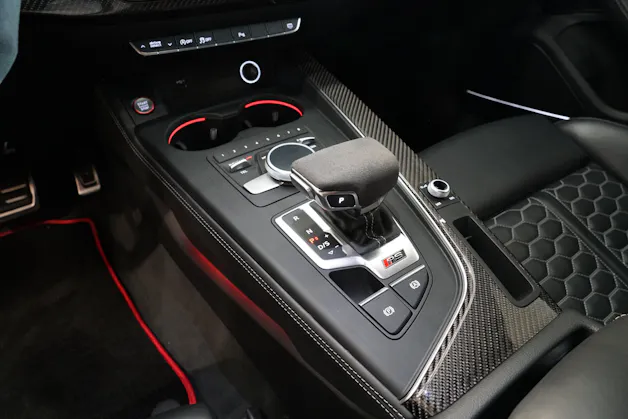 Audi RS4 Avant 2.9 TFSI quattro tiptronic APR Carbon Air Intake