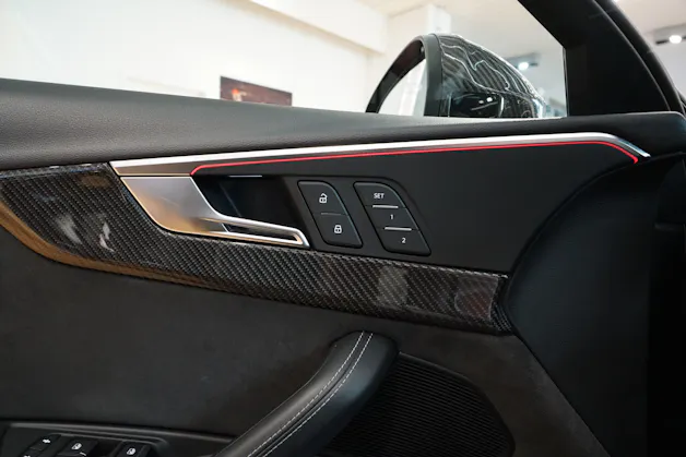 Audi RS4 Avant 2.9 TFSI quattro tiptronic APR Carbon Air Intake