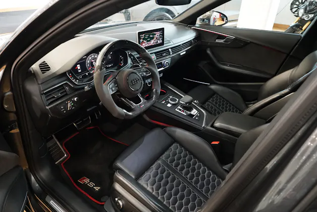 Audi RS4 Avant 2.9 TFSI quattro tiptronic APR Carbon Air Intake