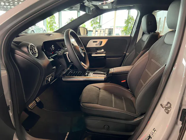 Mercedes-Benz GLA 250 4Matic 8G-DCT Swiss Star