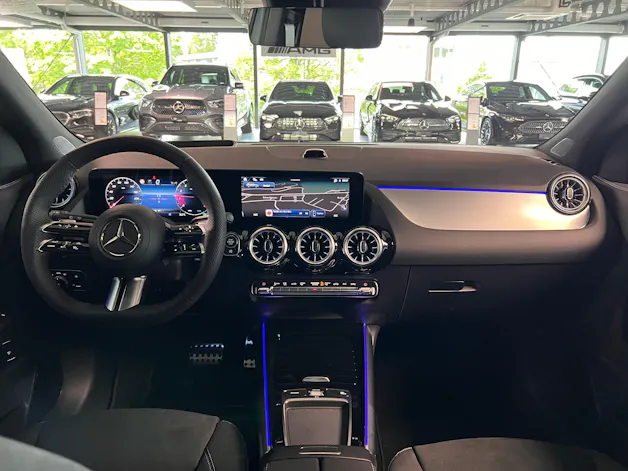 Mercedes-Benz GLA 250 4Matic 8G-DCT Swiss Star