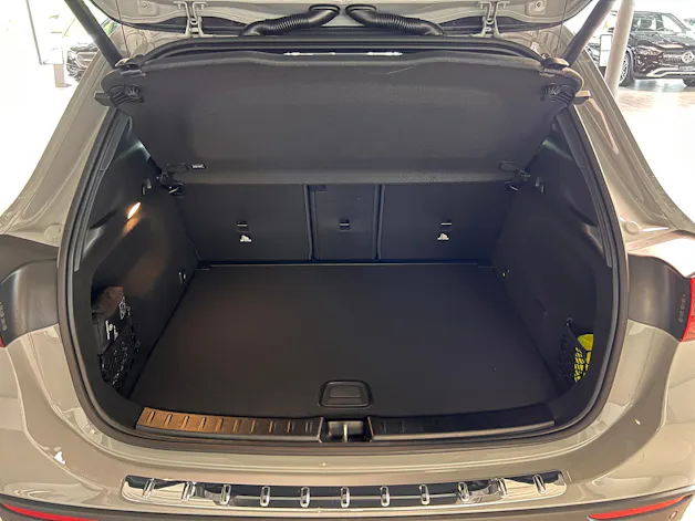 Mercedes-Benz GLA 250 4Matic 8G-DCT Swiss Star