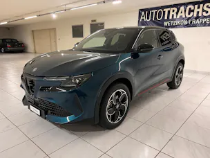 Alfa Romeo Junior 1.2 48V Hybrid Q4