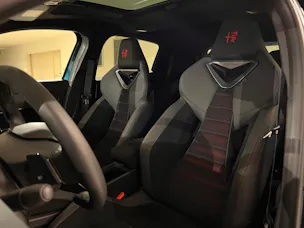 Alfa Romeo Junior 1.2 48V Hybrid Q4