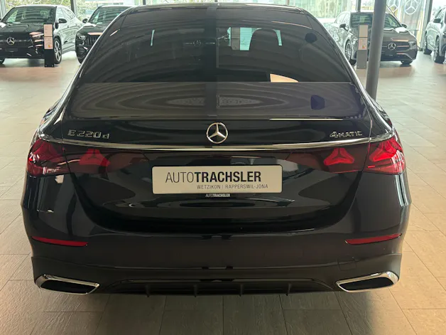 Mercedes-Benz E 220 d 4Matic 9G-Tronic