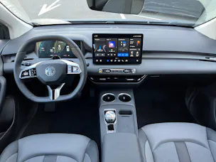 MG 4 EV 64kWh Premium Facelift