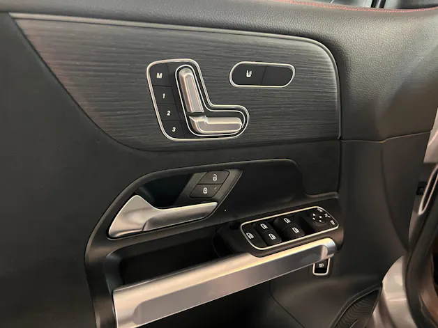 Mercedes-Benz EQB 350 66,5 kWh 4Matic Excellence