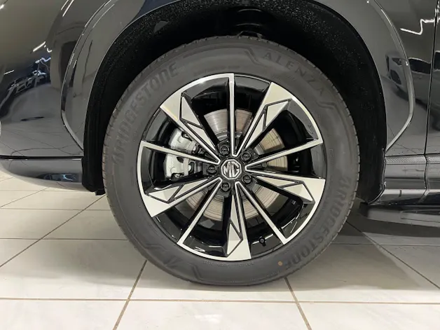 MG HS 1.5 T PHEV Luxury