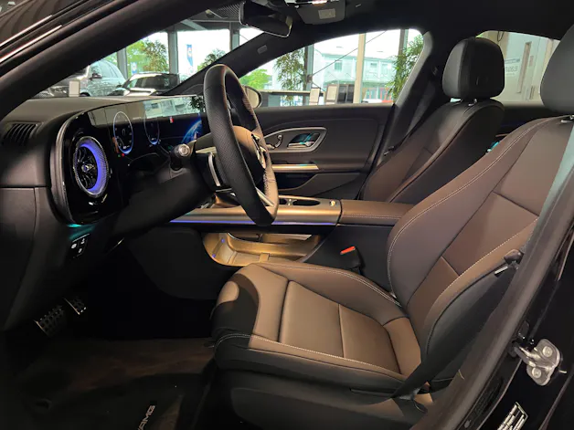 Mercedes-Benz CLA 200 8G-DCT 4Matic