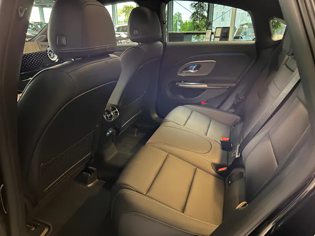 Mercedes-Benz CLA 200 8G-DCT 4Matic