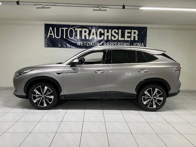 MG HS 1.5 T HEV Luxury