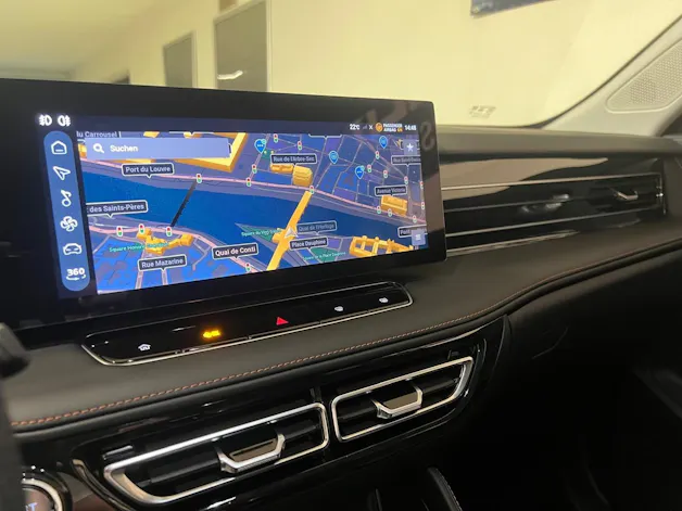 MG HS 1.5 T HEV Luxury