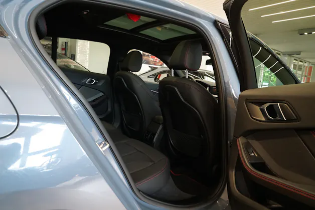 BMW 128ti M Sport Pro Steptronic Individual Lackierung