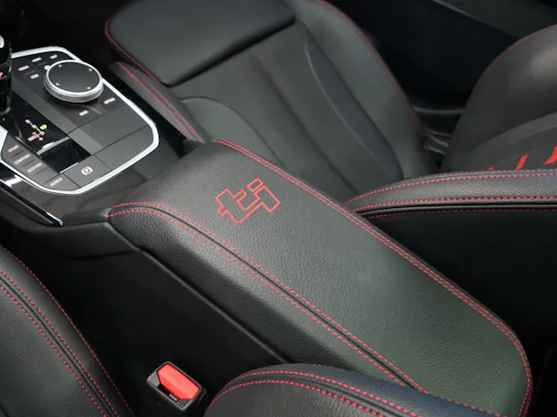 BMW 128ti M Sport Pro Steptronic Individual Lackierung