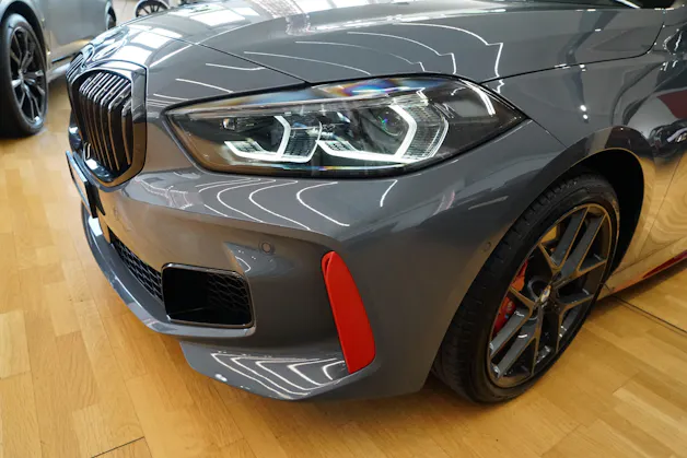 BMW 128ti M Sport Pro Steptronic Individual Lackierung