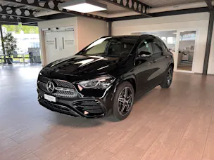 Mercedes-Benz GLA 250 4Matic 8G-DCT Swiss Star