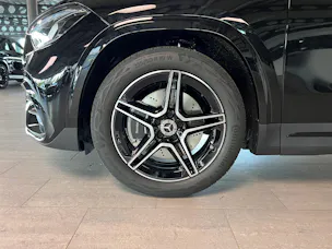 Mercedes-Benz GLA 250 4Matic 8G-DCT Swiss Star