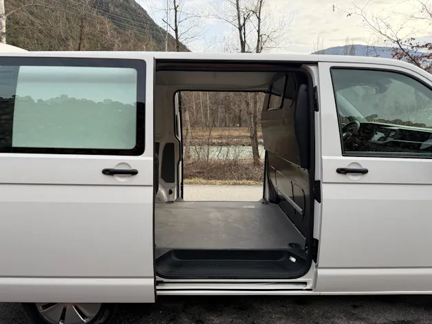 VW T6.1 2.0 TDI Entry