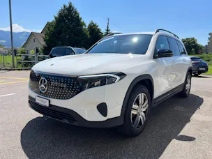 Mercedes-Benz EQB 300 4Matic Swiss Star