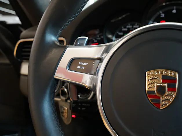 Porsche 911 Turbo S PDK Porsche Approved