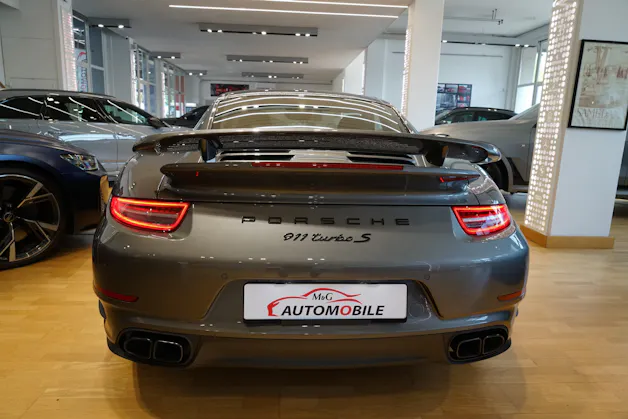 Porsche 911 Turbo S PDK Porsche Approved