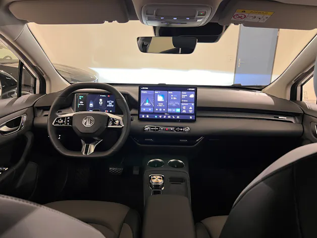 MG 4 EV 64kWh Premium Facelift