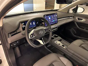 MG 4 EV 64kWh Premium Facelift