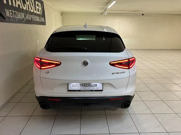 Alfa Romeo Stelvio 2.2 D Q4 190 Super