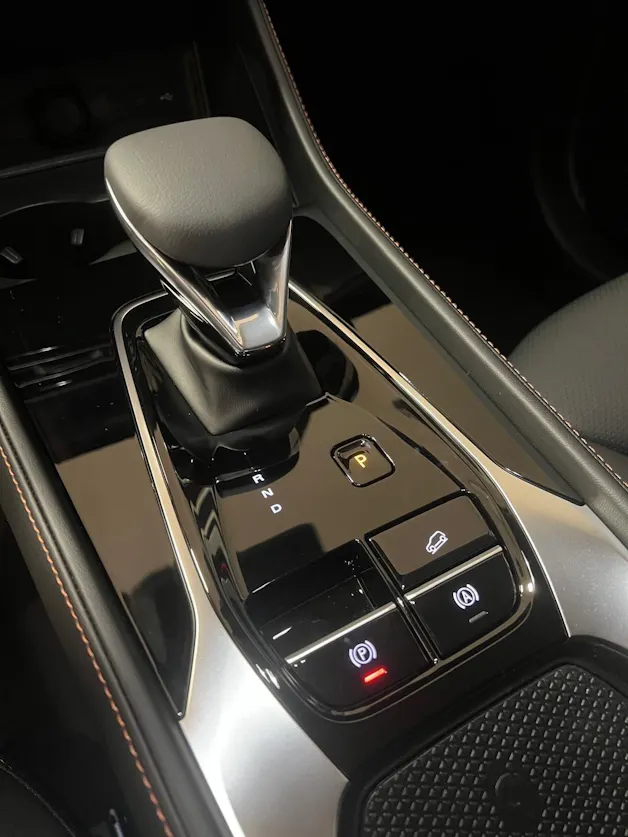 MG HS 1.5 T HEV Luxury