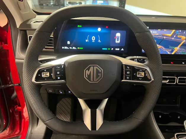 MG HS 1.5 T HEV Luxury