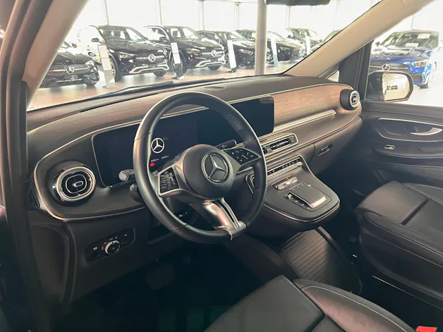 Mercedes-Benz V 250 d lang Avantgarde 4Matic G-Tronic