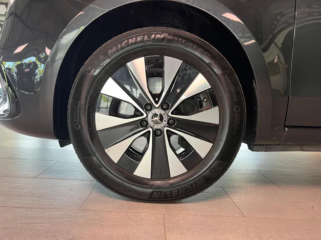 Mercedes-Benz V 250 d lang Avantgarde 4Matic G-Tronic
