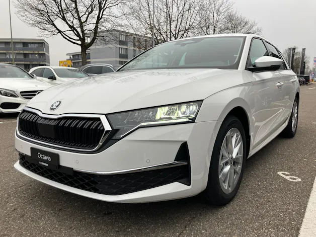 Škoda Octavia Combi 2.0 TSI DSG Selection 4x4