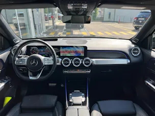 Mercedes-Benz EQB 350 4Matic Swiss Star AMG Line