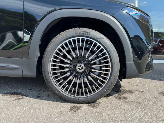 Mercedes-Benz EQB 350 4Matic Swiss Star AMG Line
