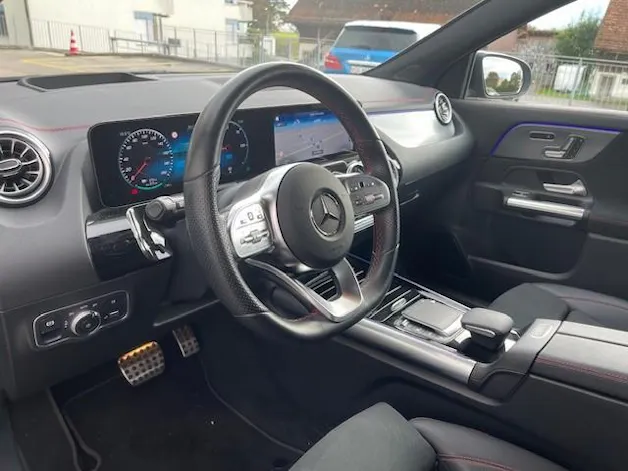 Mercedes-Benz EQA 350 AMG Line 4Matic