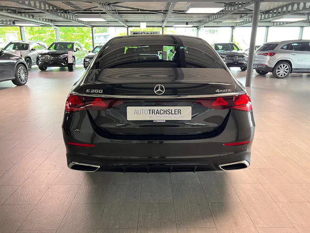 Mercedes-Benz E 200 9G-Tronic 4Matic