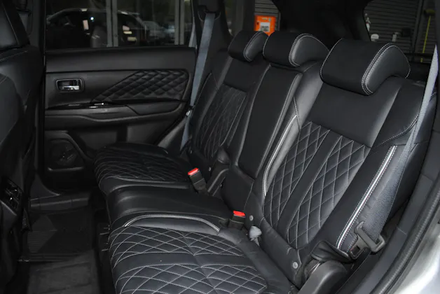 Mitsubishi Outlander 2.4 PHEV Diamond 4WD Automatic