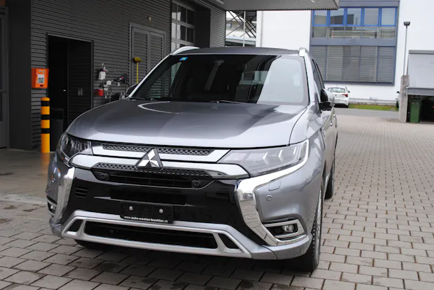 Mitsubishi Outlander 2.4 PHEV Diamond 4WD Automatic