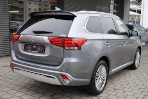 Mitsubishi Outlander 2.4 PHEV Diamond 4WD Automatic
