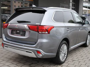 Mitsubishi Outlander 2.4 PHEV Diamond 4WD Automatic