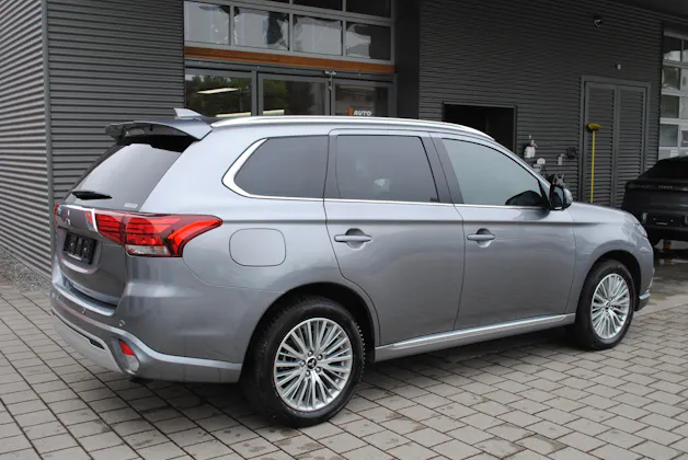 Mitsubishi Outlander 2.4 PHEV Diamond 4WD Automatic