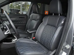 Mitsubishi Outlander 2.4 PHEV Diamond 4WD Automatic