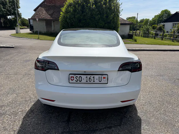 Tesla Model 3 Long Range Dual Motor AWD