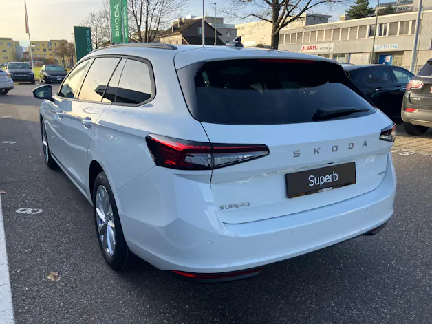 Škoda Superb Combi 2.0 TDi Selection 4x4 DSG