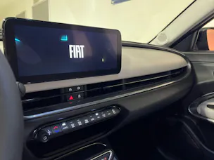 Fiat 600 1.2 Hybrid La Prima