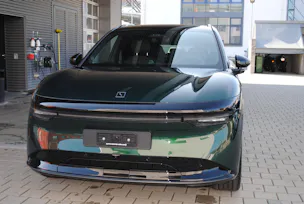 ZEEKR 7X 100kWh Privilege AWD inkl. Comfort und Cockpit Paket